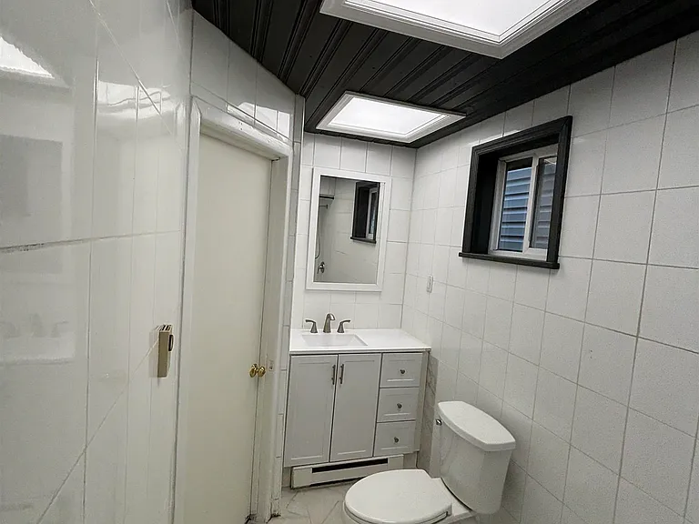 80 E 24th St #2 — Photo 11