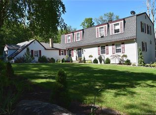 2 Anderson Ln, Bridgewater, CT 06752