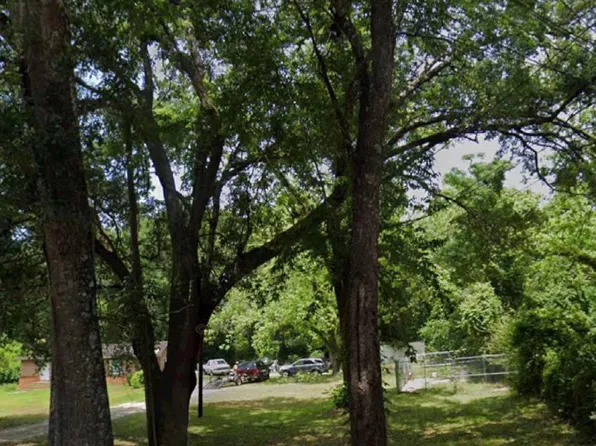 Deer Ave, Daphne, AL 36526