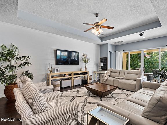 5th image of 16 Magnolia Beach Trl