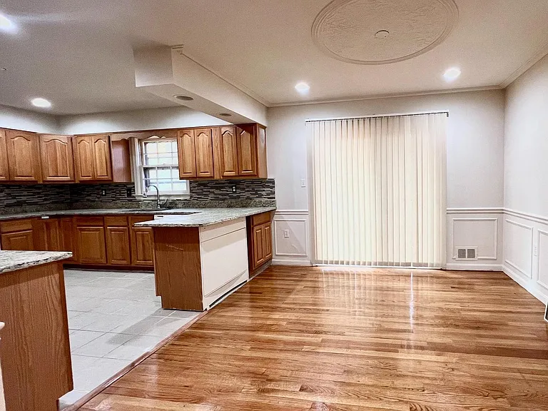 7510 Sanner Rd — Photo 5