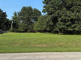 5415 NW Roanridge Rd, Kansas City, MO 64151