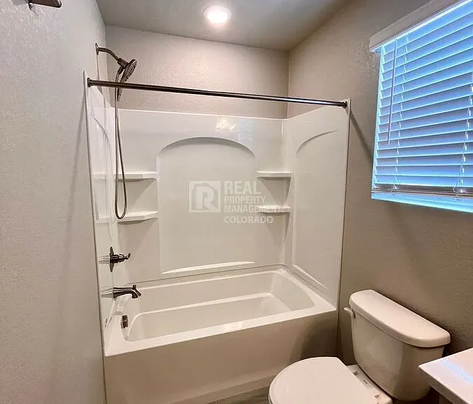 9286 Henson Pl — Photo 17