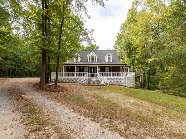 390 Montgomery Rd, Lancaster, SC 29720
