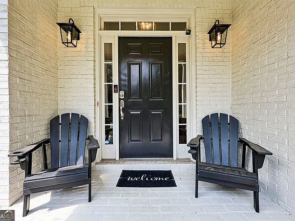 3rd image of 3915 Three Chimneys Ln
