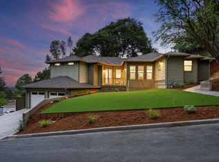 22755 San Juan Rd, Cupertino, CA 95014