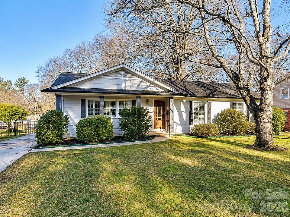 1st image of 5012 Auburndale Rd