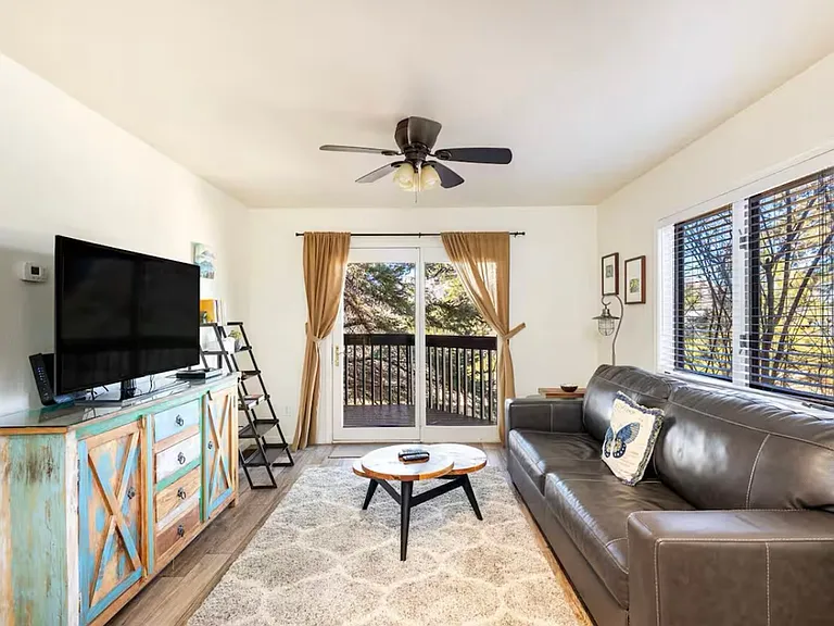 2645 E Valley View Rd #9117 — Photo 5