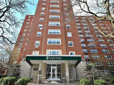 13900 Shaker Blvd APT 410, Cleveland, OH, 44120