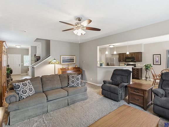 5th image of 1627 Blanca Dr