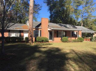 14 Martin St, Hawkinsville, GA 31036