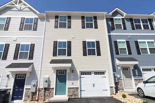2910 Orchard Ridge Ln Photo 1