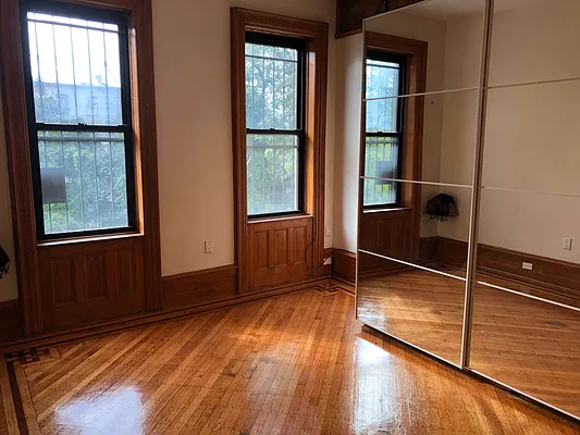 Rented by Hot Homes Realty, LLC | media 16