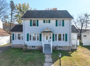 25 Beechwood Rd, West Hartford, CT 06107