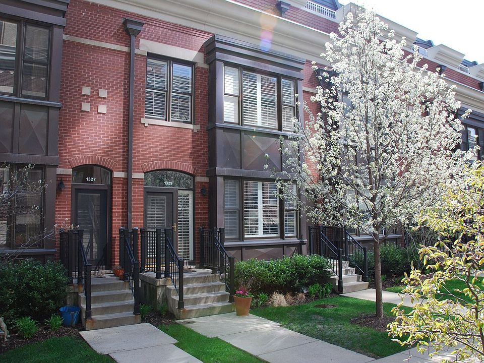Courtyard View