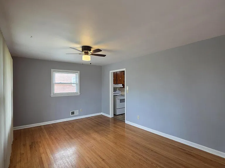 462 Frances Dr NW — Photo 3