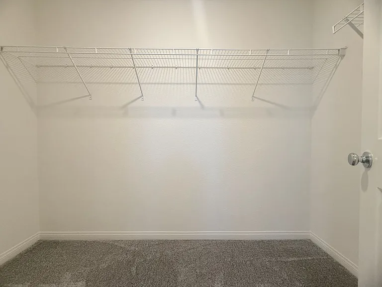 7659 W Mistral Ave — Photo 11