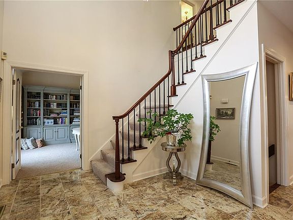 2nd image of 9 Woodfield Dr