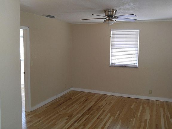2nd image of 202 52nd St S #D