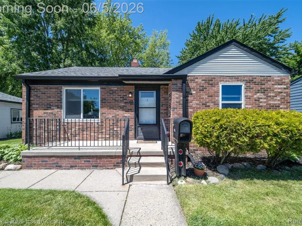 15165 Garden St, Livonia, MI 48154