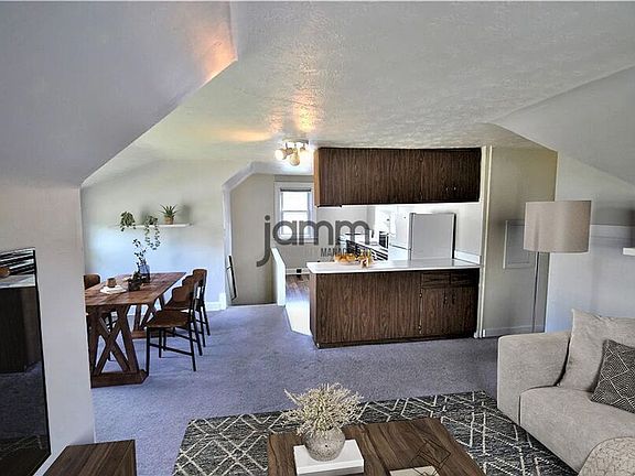 5th image of 1257 W Clifton Blvd #3