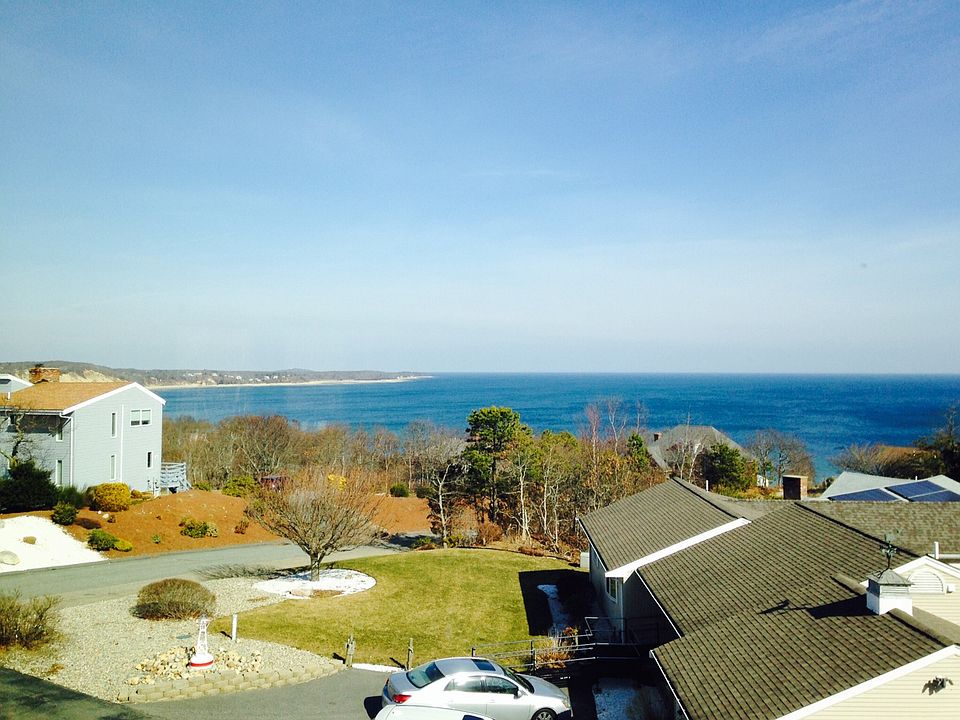 2nd image of 57 Sanderson Dr