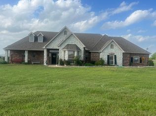 475 NW Logue Rd, Cache, OK 73527