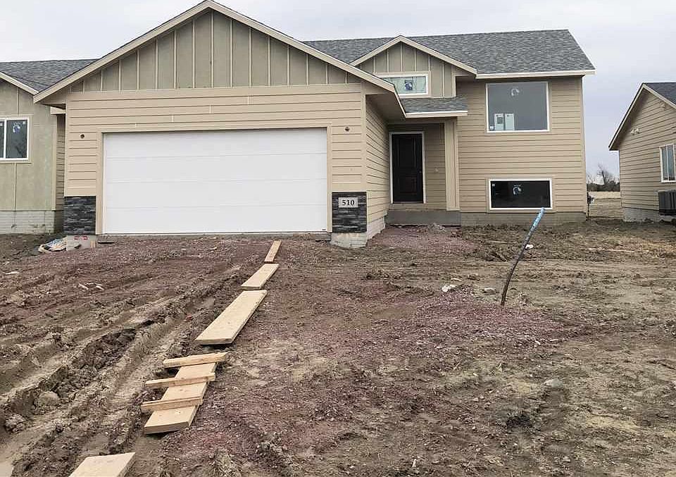 1st image of 510 N Everest Ave