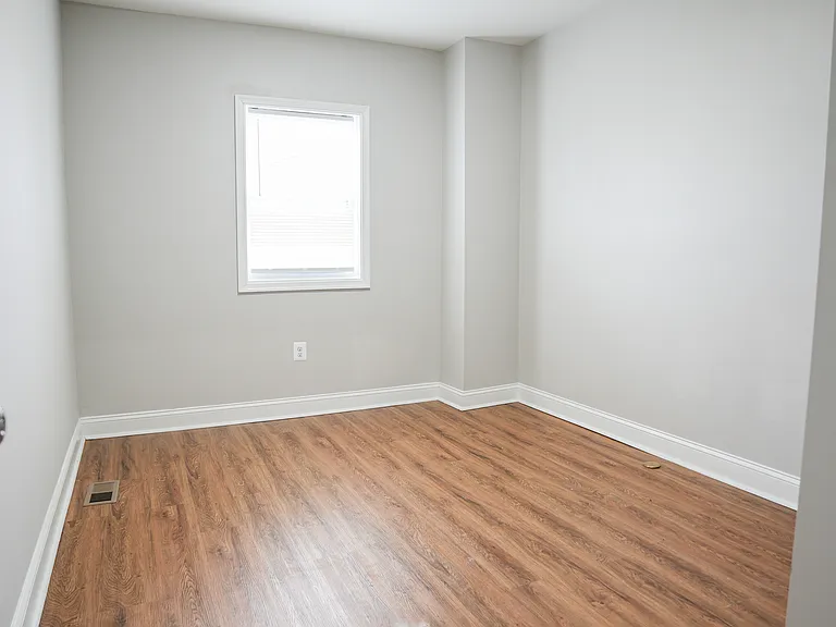 3711 Oakmont Ave — Photo 13