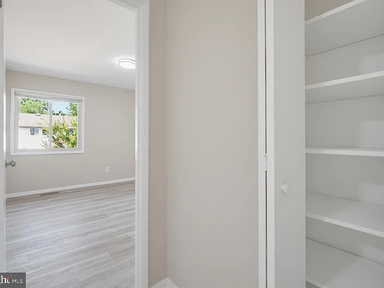 744 Cordell Way — Photo 25