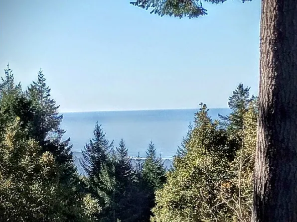 Rhody Dr #600, Brookings, OR 97415