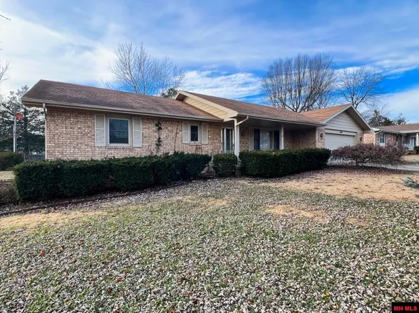 1408 Carroll St, Mountain Home, AR 72653