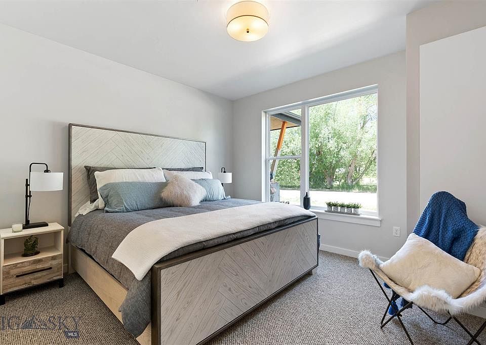 1st image of 2222B Willow Dr Unit 37