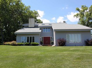 7209 Viscaya Dr, Spring Grove, IL 60081