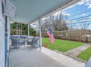 64 David Whites Ln, Southampton, NY 11968