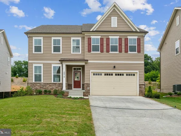 10018 Selkie Ln, Waldorf, MD 20601