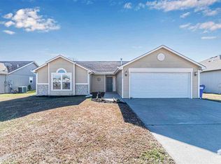 2607 Harrier Dr, Junction City, KS 66441