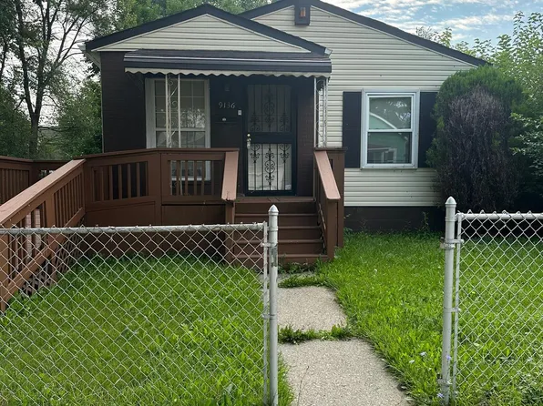 9136 Holcomb St, Detroit, MI 48213