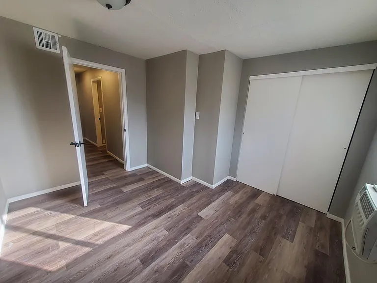 18211 N 23rd St — Photo 7