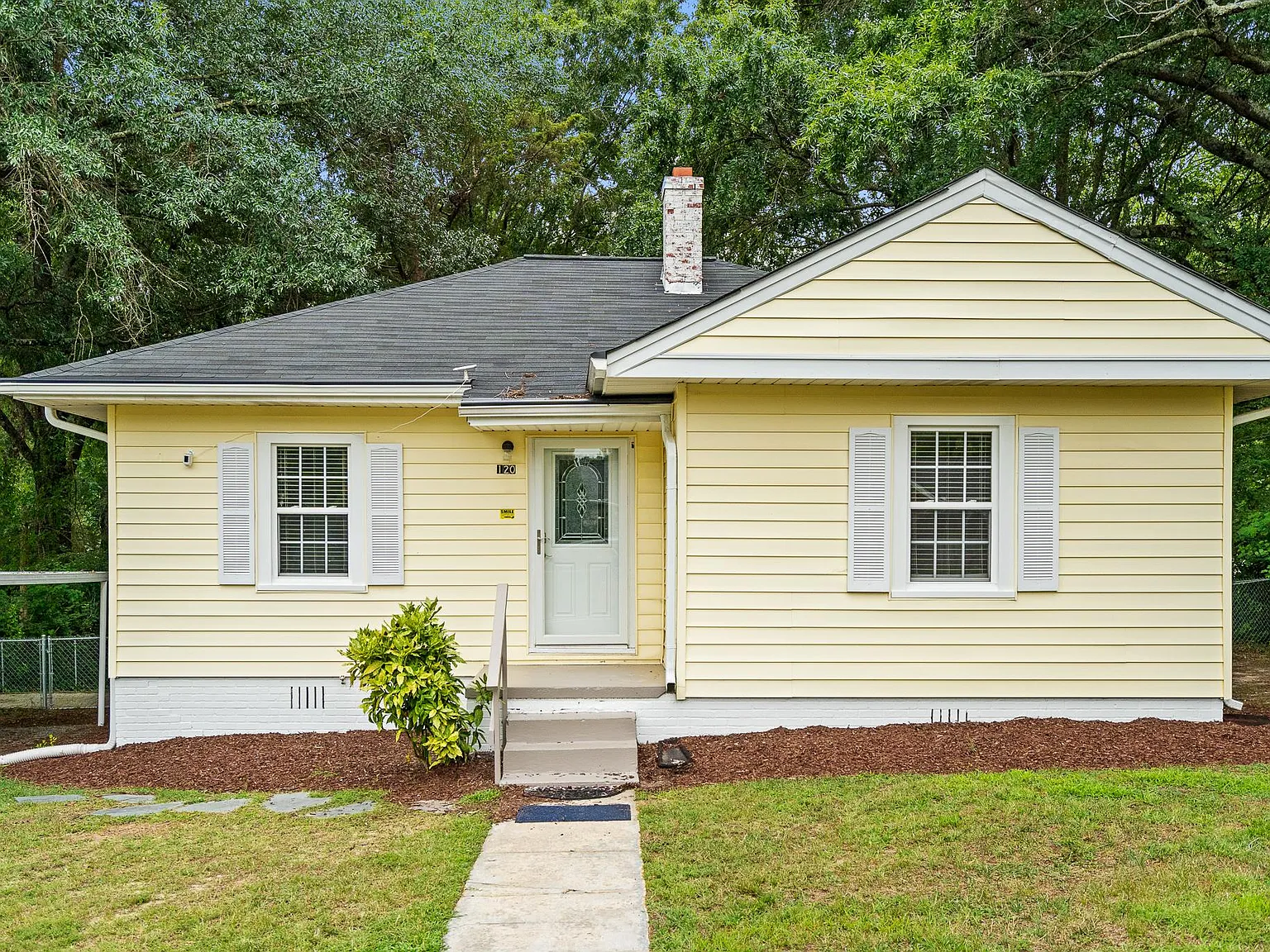 3 bed, 950 sqft, $3,000 — Photo 2