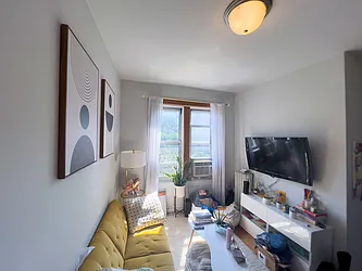 Rented by Denise Rosenblum, LREB