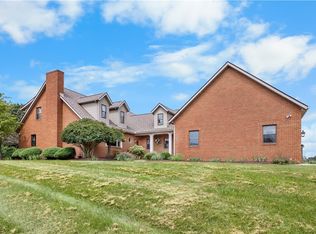 10909 Ruby Rd, Cambridge, OH 43725