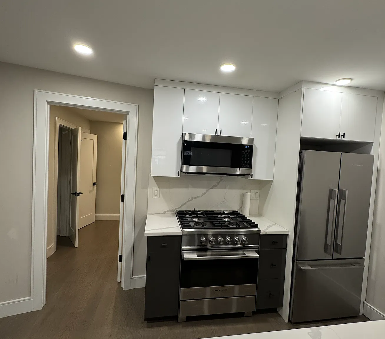 535 Newbury St — Photo 4
