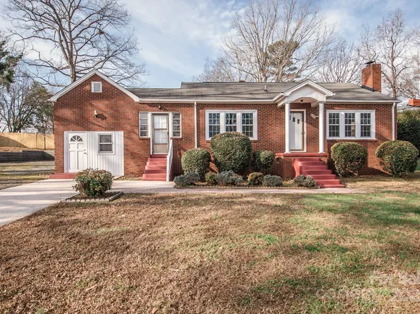 1032 Old Charlotte Rd, Concord, NC 28027