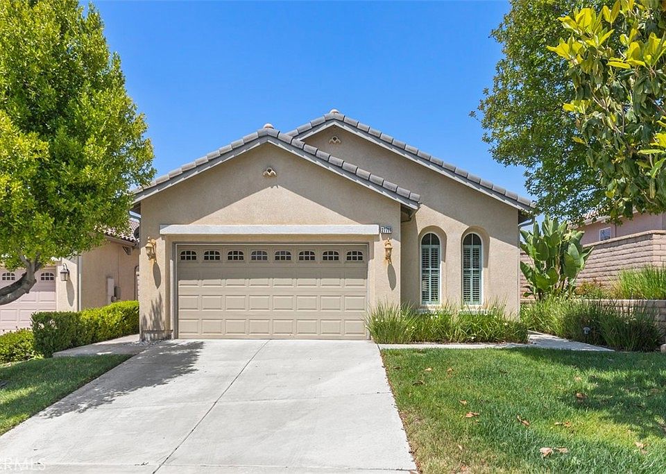 1st image of 27711 Whisperwood Dr