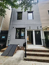 14 Hausman Street, #2R
