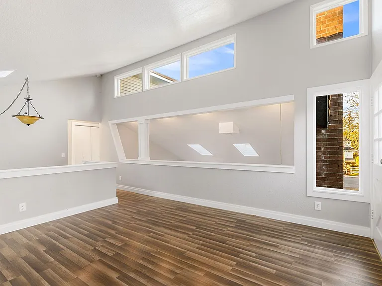 8635 NE 124th St — Photo 8