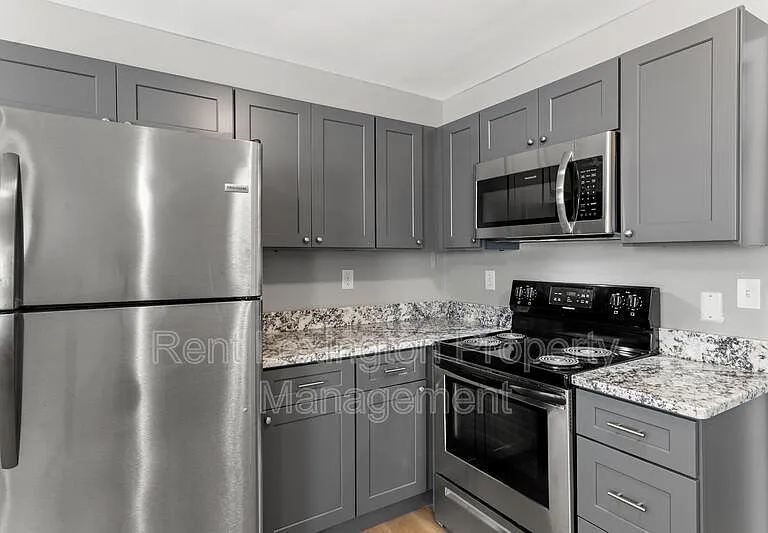 4589 Fieldmoor Dr — Photo 13