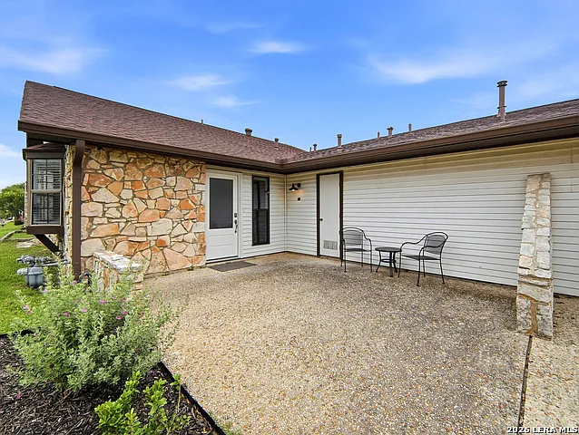 515 Oak Park Dr #515 — Photo 3