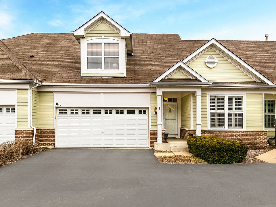 1st image of 818 Cambridge Dr